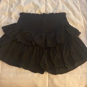 Black skort